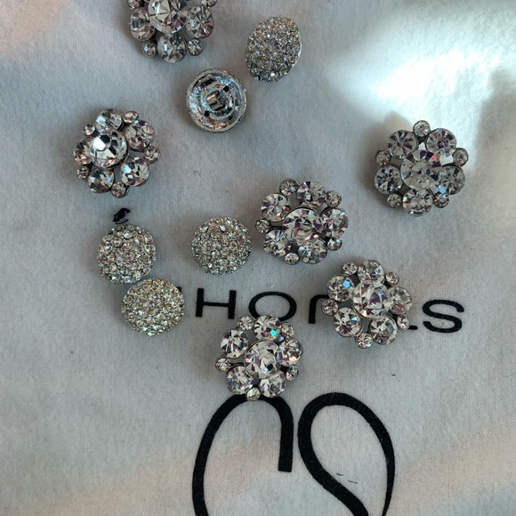 St. Johns Buttons Authentic - Picture 2 of 3